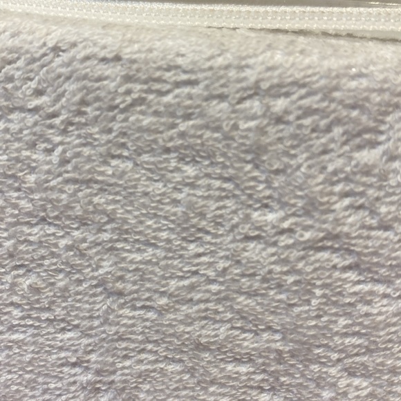 SafeRest Premium Mattress Protector - Picture 6 of 9